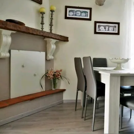 La Casa Di Anna Apartment Montignoso